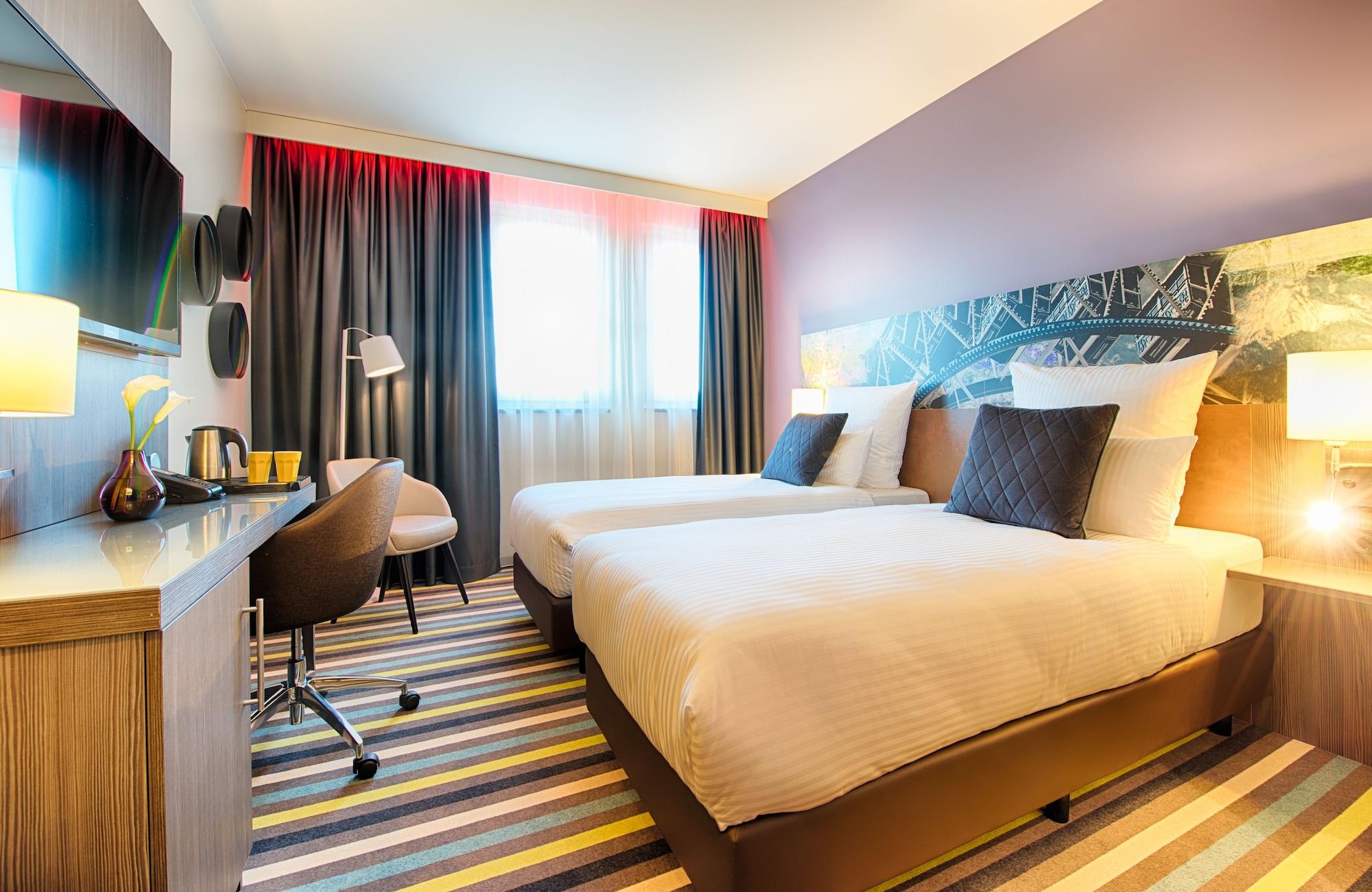 Leonardo East 4*