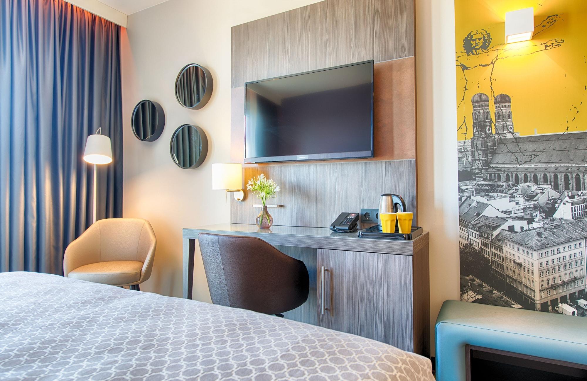 Hotel Leonardo East 4*