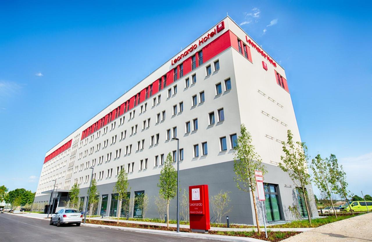 Leonardo East Hotel